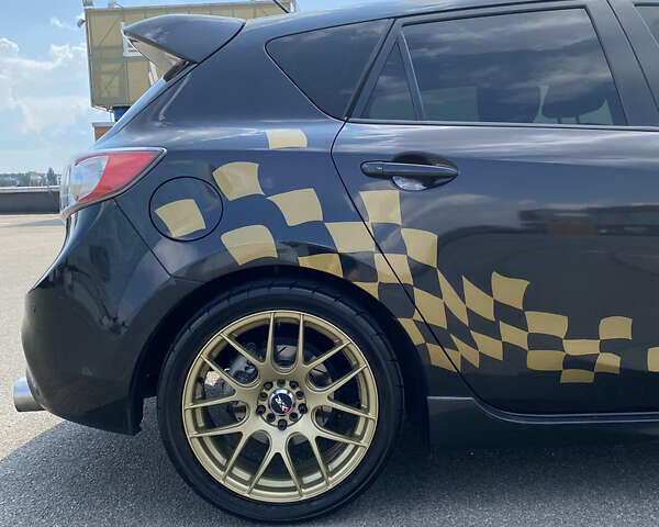 Чорний Мазда 3, об'ємом двигуна 2.26 л та пробігом 46 тис. км за 25499 $, фото 15 на Automoto.ua