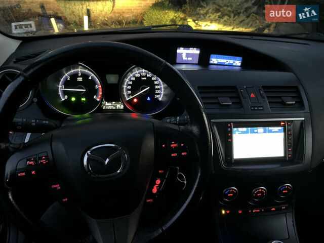 Черный Мазда 3, объемом двигателя 1.6 л и пробегом 211 тыс. км за 3900 $, фото 15 на Automoto.ua