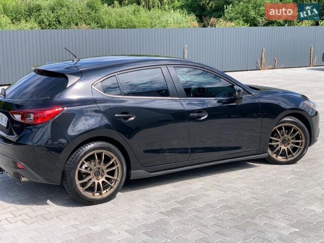 Черный Мазда 3, объемом двигателя 2 л и пробегом 156 тыс. км за 8600 $, фото 6 на Automoto.ua