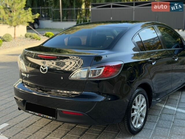 Чорний Мазда 3, об'ємом двигуна 2 л та пробігом 175 тис. км за 6300 $, фото 9 на Automoto.ua