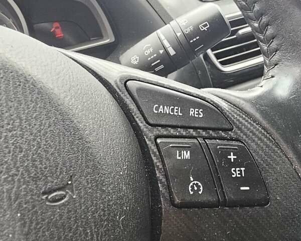 Чорний Мазда 3, об'ємом двигуна 1.5 л та пробігом 170 тис. км за 2900 $, фото 16 на Automoto.ua