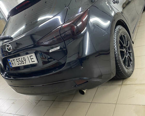 Черный Мазда 3, объемом двигателя 2 л и пробегом 232 тыс. км за 9000 $, фото 9 на Automoto.ua