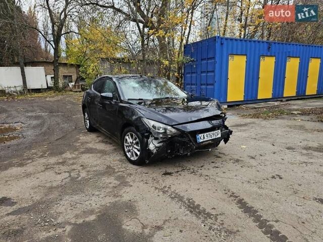Черный Мазда 3, объемом двигателя 1.5 л и пробегом 170 тыс. км за 3200 $, фото 1 на Automoto.ua