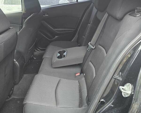 Чорний Мазда 3, об'ємом двигуна 1.5 л та пробігом 170 тис. км за 3500 $, фото 24 на Automoto.ua