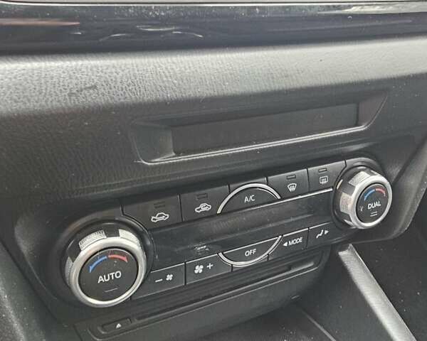 Чорний Мазда 3, об'ємом двигуна 1.5 л та пробігом 170 тис. км за 2900 $, фото 14 на Automoto.ua