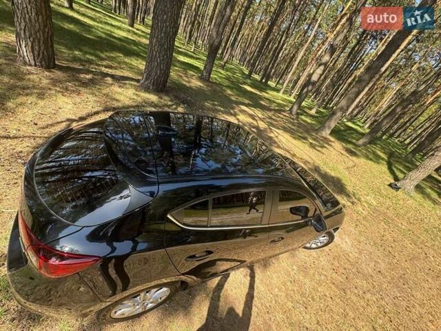 Черный Мазда 3, объемом двигателя 2 л и пробегом 231 тыс. км за 11900 $, фото 24 на Automoto.ua