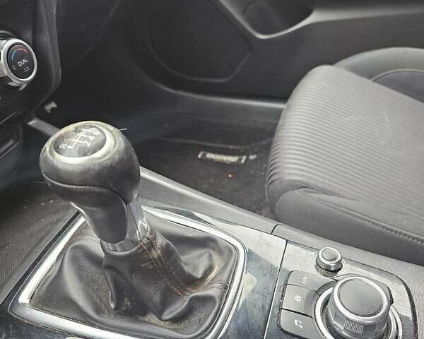 Чорний Мазда 3, об'ємом двигуна 1.5 л та пробігом 170 тис. км за 2900 $, фото 3 на Automoto.ua