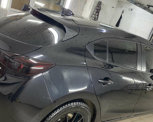 Черный Мазда 3, объемом двигателя 2 л и пробегом 232 тыс. км за 9000 $, фото 10 на Automoto.ua