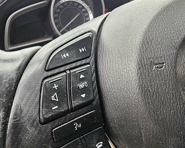 Чорний Мазда 3, об'ємом двигуна 1.5 л та пробігом 170 тис. км за 2900 $, фото 15 на Automoto.ua