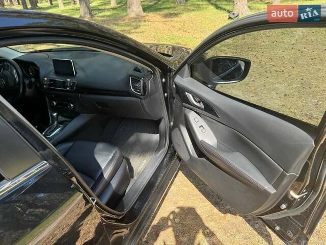 Черный Мазда 3, объемом двигателя 2 л и пробегом 231 тыс. км за 11900 $, фото 5 на Automoto.ua