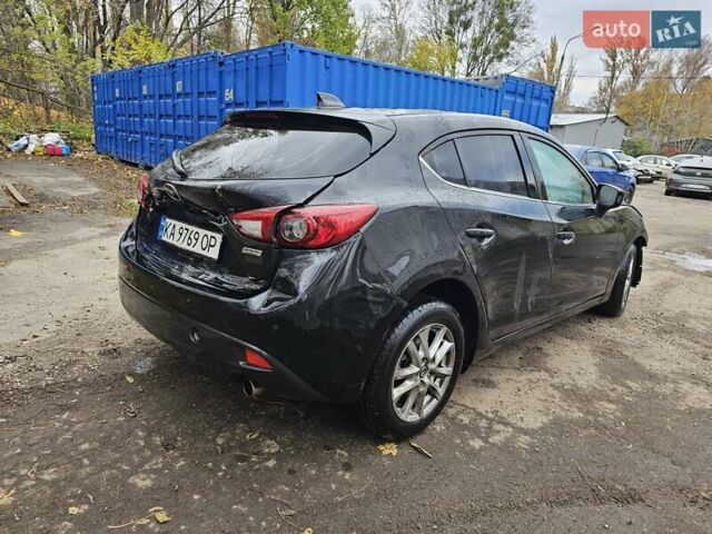 Черный Мазда 3, объемом двигателя 1.5 л и пробегом 170 тыс. км за 3000 $, фото 4 на Automoto.ua