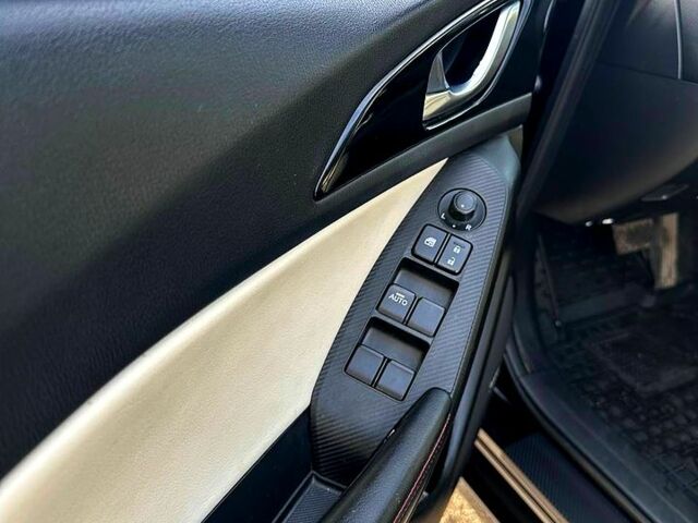 Черный Мазда 3, объемом двигателя 2.5 л и пробегом 133 тыс. км за 11500 $, фото 3 на Automoto.ua