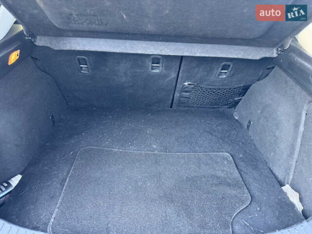 Черный Мазда 3, объемом двигателя 2 л и пробегом 152 тыс. км за 9900 $, фото 19 на Automoto.ua