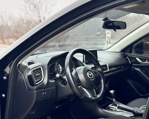 Чорний Мазда 3, об'ємом двигуна 2 л та пробігом 229 тис. км за 10000 $, фото 9 на Automoto.ua