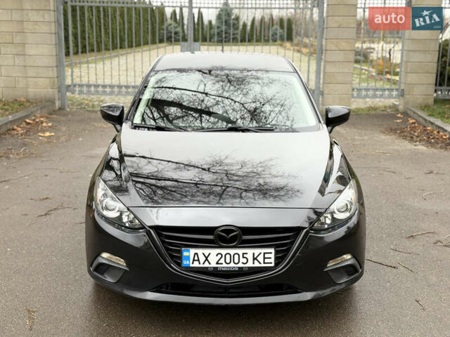 Черный Мазда 3, объемом двигателя 2 л и пробегом 229 тыс. км за 9450 $, фото 1 на Automoto.ua
