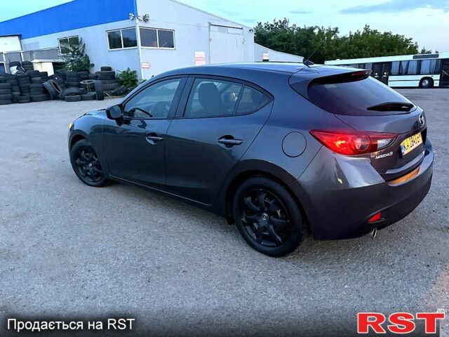 Черный Мазда 3, объемом двигателя 2 л и пробегом 18000 тыс. км за 7500 $, фото 3 на Automoto.ua