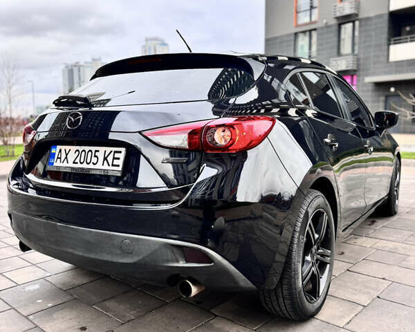 Черный Мазда 3, объемом двигателя 2 л и пробегом 229 тыс. км за 9900 $, фото 10 на Automoto.ua