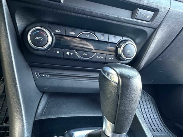 Чорний Мазда 3, об'ємом двигуна 2 л та пробігом 144 тис. км за 13650 $, фото 18 на Automoto.ua