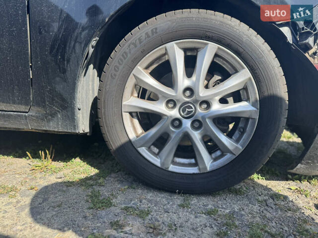 Чорний Мазда 3, об'ємом двигуна 2 л та пробігом 175 тис. км за 5555 $, фото 7 на Automoto.ua