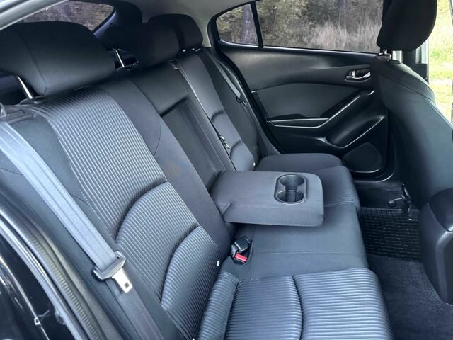 Чорний Мазда 3, об'ємом двигуна 2 л та пробігом 144 тис. км за 13650 $, фото 19 на Automoto.ua