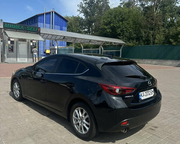 Черный Мазда 3, объемом двигателя 2 л и пробегом 142 тыс. км за 14000 $, фото 5 на Automoto.ua