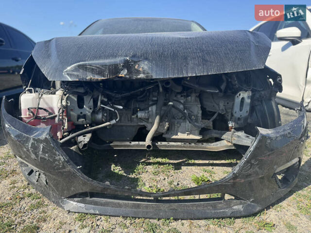Чорний Мазда 3, об'ємом двигуна 2 л та пробігом 175 тис. км за 5555 $, фото 6 на Automoto.ua