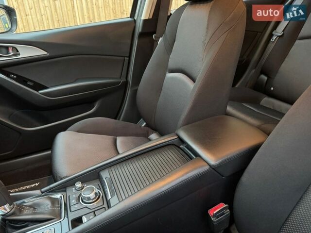 Чорний Мазда 3, об'ємом двигуна 2 л та пробігом 137 тис. км за 11700 $, фото 26 на Automoto.ua