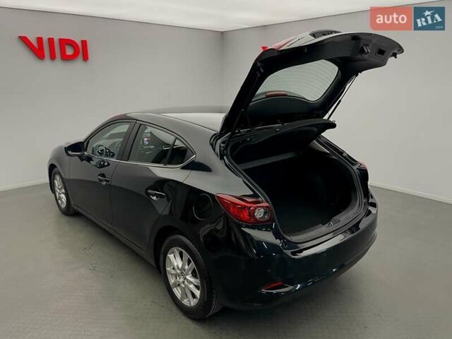 Черный Мазда 3, объемом двигателя 1.5 л и пробегом 209 тыс. км за 13057 $, фото 7 на Automoto.ua