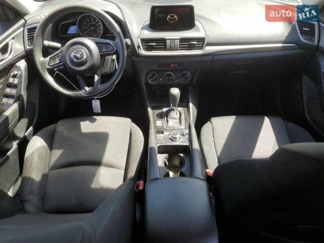 Черный Мазда 3, объемом двигателя 2 л и пробегом 100 тыс. км за 2600 $, фото 7 на Automoto.ua