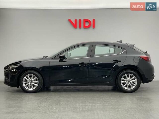 Черный Мазда 3, объемом двигателя 1.5 л и пробегом 209 тыс. км за 13057 $, фото 2 на Automoto.ua