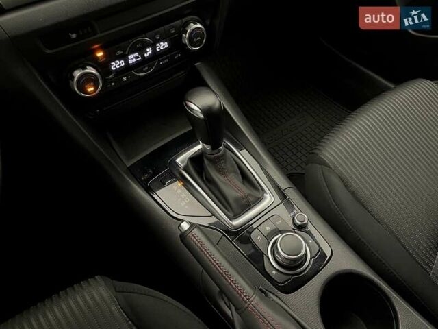 Черный Мазда 3, объемом двигателя 1.5 л и пробегом 209 тыс. км за 13057 $, фото 19 на Automoto.ua