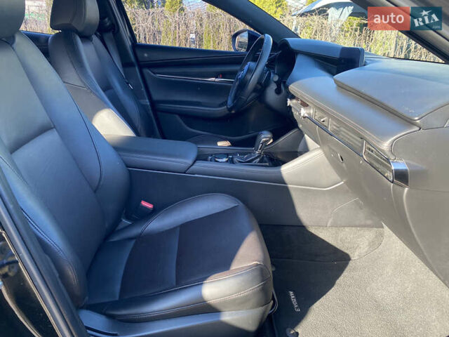 Чорний Мазда 3, об'ємом двигуна 2.49 л та пробігом 43 тис. км за 17900 $, фото 11 на Automoto.ua