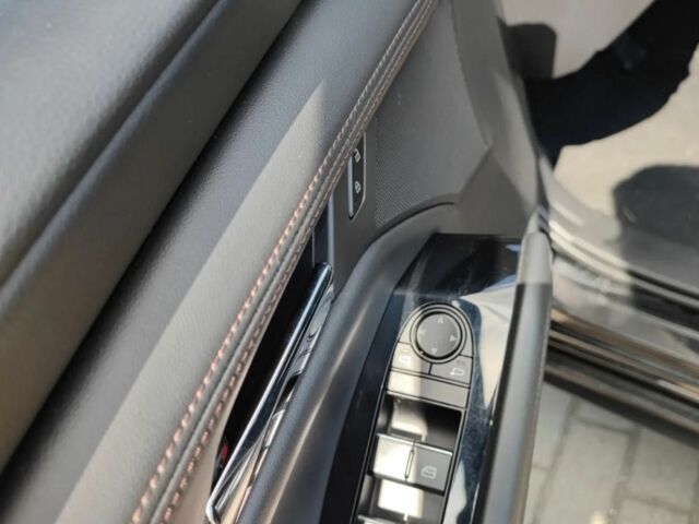 Черный Мазда 3, объемом двигателя 2.5 л и пробегом 61 тыс. км за 13000 $, фото 12 на Automoto.ua