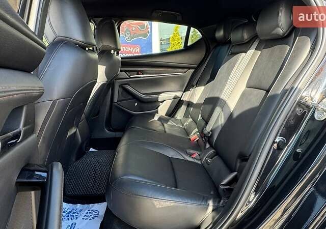 Чорний Мазда 3, об'ємом двигуна 2.49 л та пробігом 71 тис. км за 17700 $, фото 12 на Automoto.ua