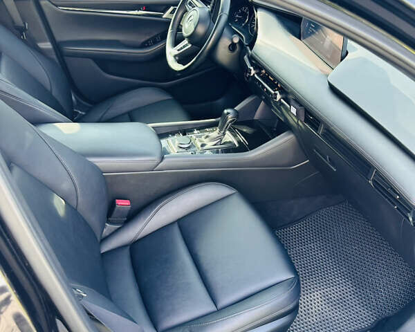 Черный Мазда 3, объемом двигателя 2.5 л и пробегом 70 тыс. км за 17300 $, фото 11 на Automoto.ua