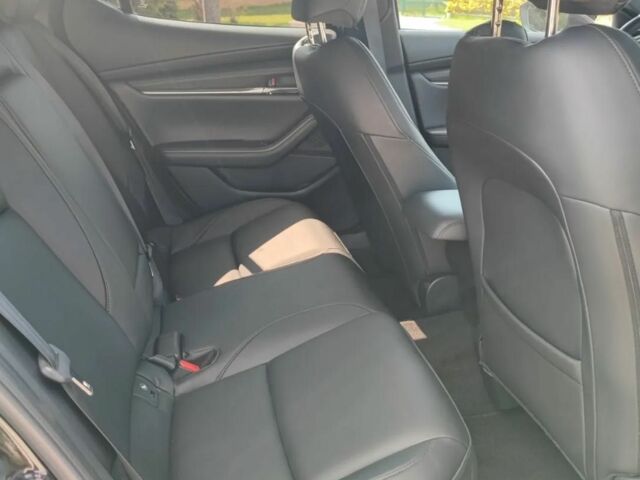 Черный Мазда 3, объемом двигателя 2.5 л и пробегом 61 тыс. км за 13000 $, фото 10 на Automoto.ua