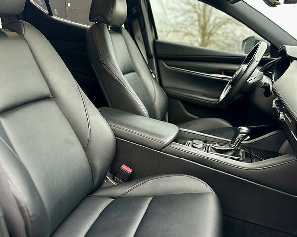 Чорний Мазда 3, об'ємом двигуна 2.49 л та пробігом 86 тис. км за 16350 $, фото 27 на Automoto.ua