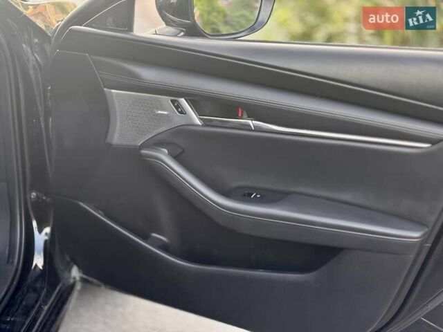 Чорний Мазда 3, об'ємом двигуна 0 л та пробігом 150 тис. км за 15600 $, фото 9 на Automoto.ua