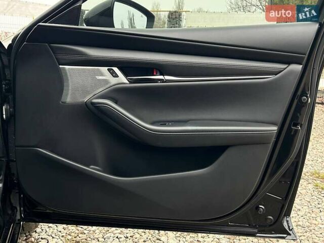Черный Мазда 3, объемом двигателя 2.5 л и пробегом 25 тыс. км за 18500 $, фото 29 на Automoto.ua