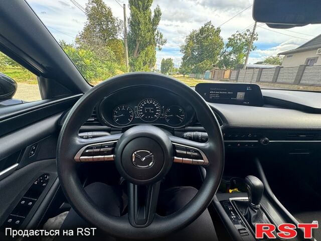 Черный Мазда 3, объемом двигателя 2 л и пробегом 0 тыс. км за 15999 $, фото 7 на Automoto.ua