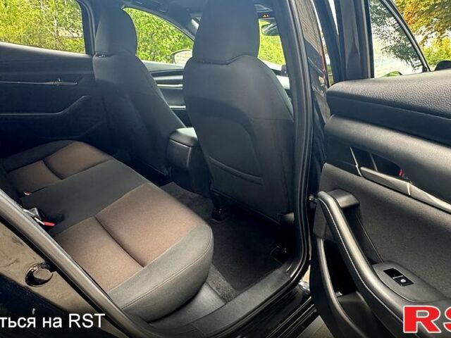 Черный Мазда 3, объемом двигателя 2 л и пробегом 0 тыс. км за 15999 $, фото 6 на Automoto.ua