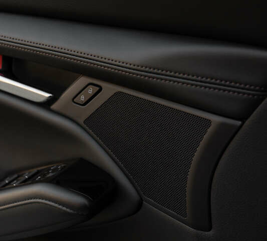 Черный Мазда 3, объемом двигателя 2.5 л и пробегом 1 тыс. км за 23500 $, фото 33 на Automoto.ua