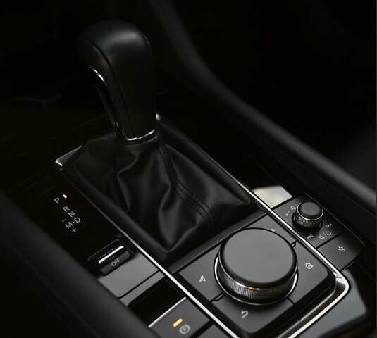 Черный Мазда 3, объемом двигателя 2.5 л и пробегом 1 тыс. км за 23500 $, фото 35 на Automoto.ua