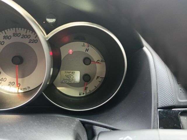 Черный Мазда 3, объемом двигателя 0 л и пробегом 210 тыс. км за 5400 $, фото 8 на Automoto.ua