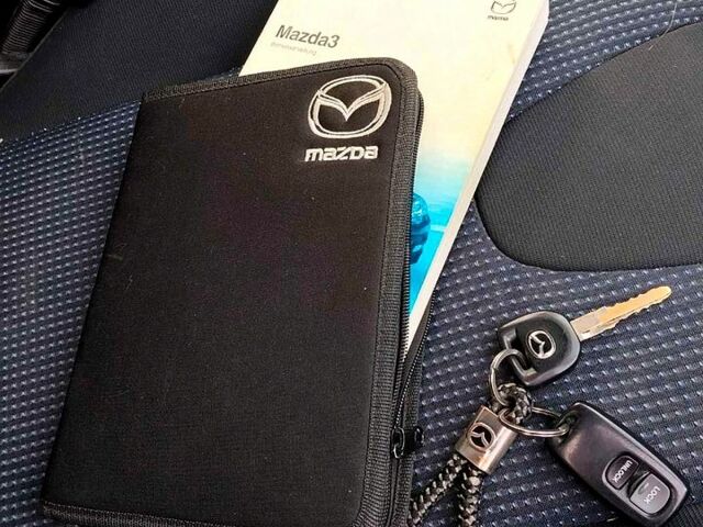 Черный Мазда 3, объемом двигателя 1.6 л и пробегом 218 тыс. км за 4450 $, фото 10 на Automoto.ua