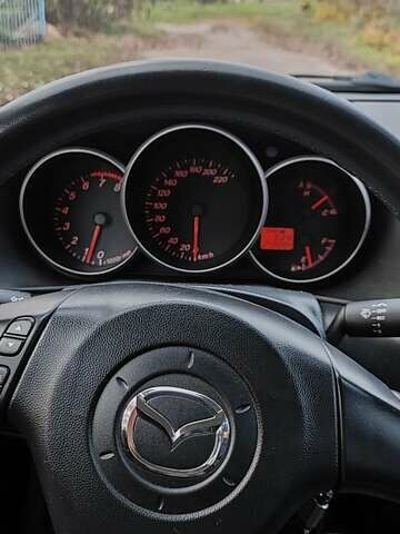 Черный Мазда 3, объемом двигателя 1.6 л и пробегом 218 тыс. км за 4450 $, фото 13 на Automoto.ua