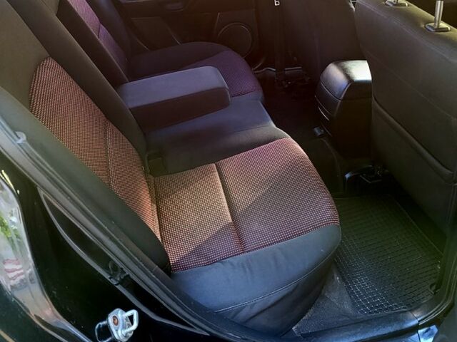 Черный Мазда 3, объемом двигателя 2 л и пробегом 281 тыс. км за 3250 $, фото 11 на Automoto.ua