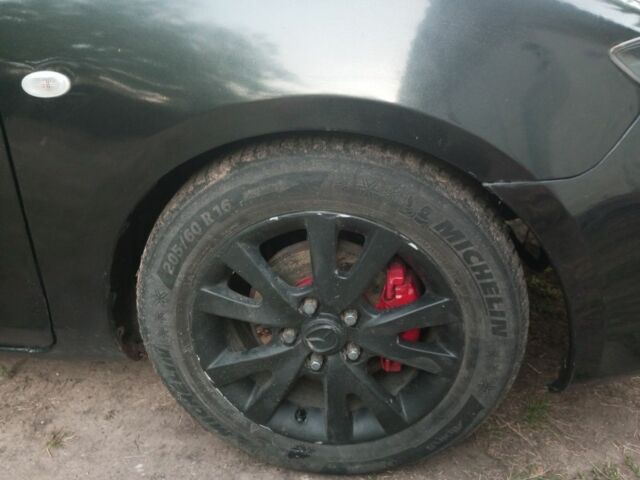 Чорний Мазда 3, об'ємом двигуна 1.6 л та пробігом 325 тис. км за 3750 $, фото 9 на Automoto.ua