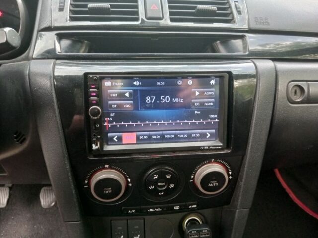 Чорний Мазда 3, об'ємом двигуна 1.6 л та пробігом 325 тис. км за 3750 $, фото 15 на Automoto.ua