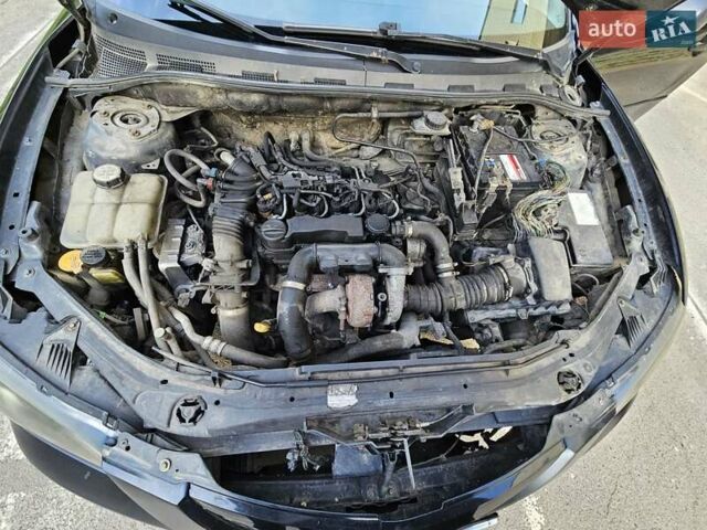 Черный Мазда 3, объемом двигателя 1.56 л и пробегом 270 тыс. км за 2200 $, фото 18 на Automoto.ua